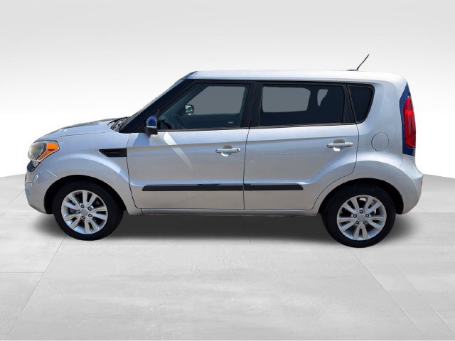 Used 2012 Kia Soul + w/ Audio Pkg FWD image 4