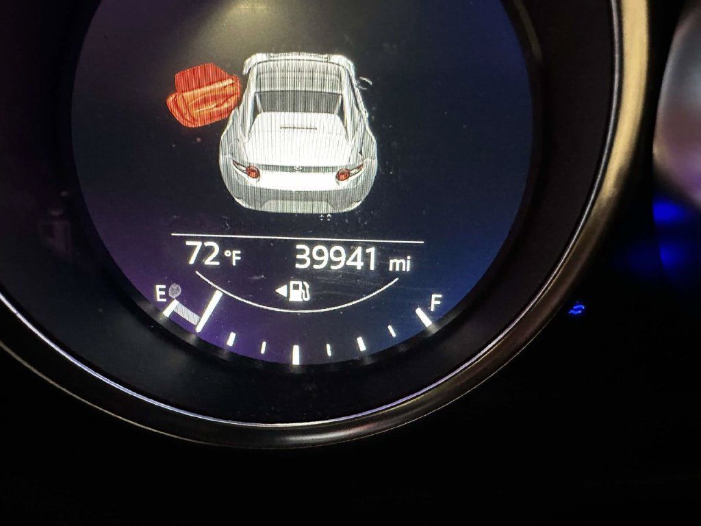 Used 2020 MAZDA MX-5 Miata RF Club RWD image 25