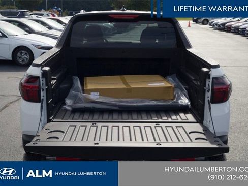 New 2026 Hyundai Santa Cruz SEL FWD image 9