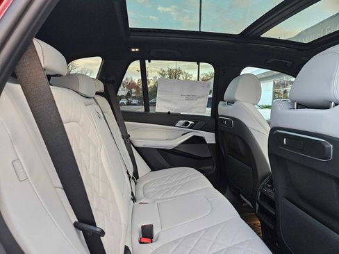 Used 2026 BMW X5 xDrive40i w/ Executive Package image 15