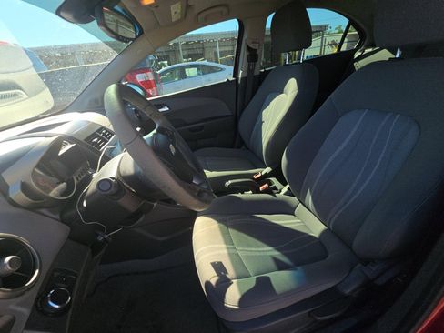 Used 2012 Chevrolet Sonic LT image 10