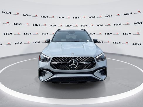 Used 2026 Mercedes-Benz GLE 450e 4MATIC image 3