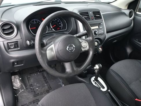 Used 2014 Nissan Versa SV image 6
