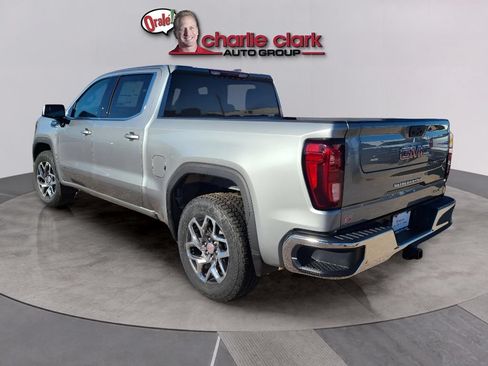 Used 2024 GMC Sierra 1500 SLE RWD image 3