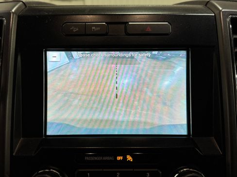 Used 2017 Ford F150 XLT w/ Equipment Group 302A Luxury image 26