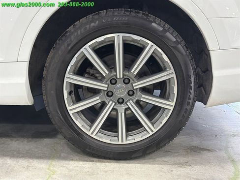 Used 2019 Audi Q7 3.0T Prestige w/ Prestige Package AWD/4WD image 16