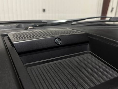 Used 2019 Ford F250 Lariat w/ Lariat Value Package image 31