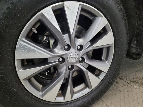 Used 2015 Nissan Murano SV w/ Premium Package image 31