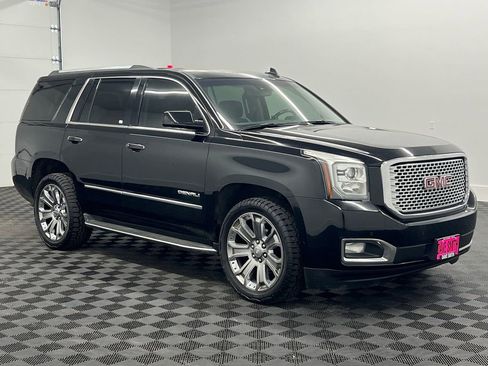 Used 2015 GMC Yukon Denali image 6