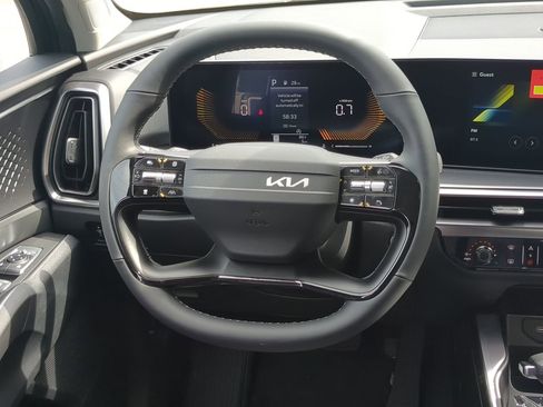 New 2026 Kia Sorento LX image 13