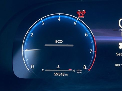 Used 2024 Toyota Highlander Platinum image 17