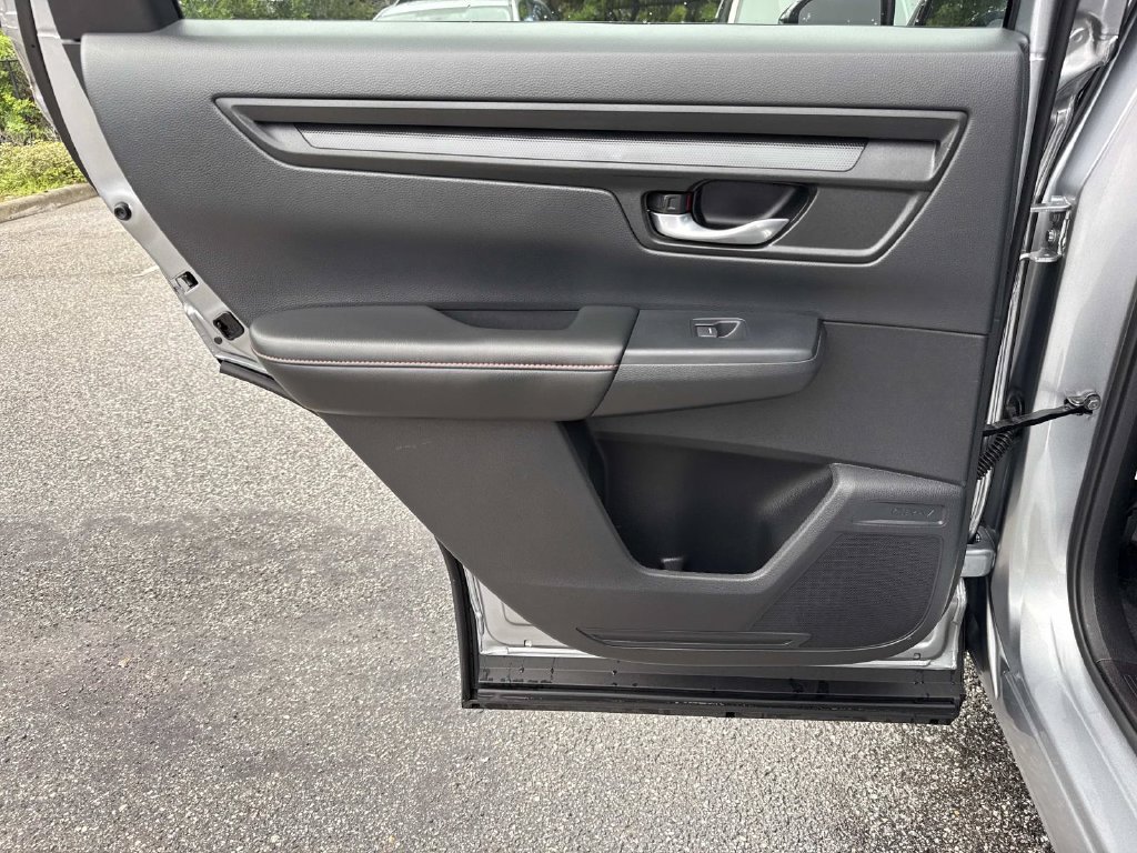 Used 2024 Honda CR-V Sport image 12