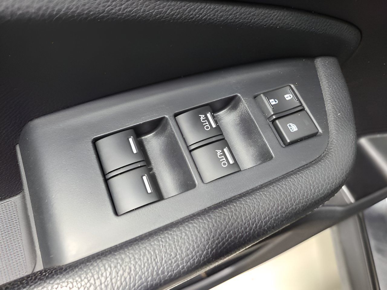Used 2021 Honda Pilot EX-L image 23