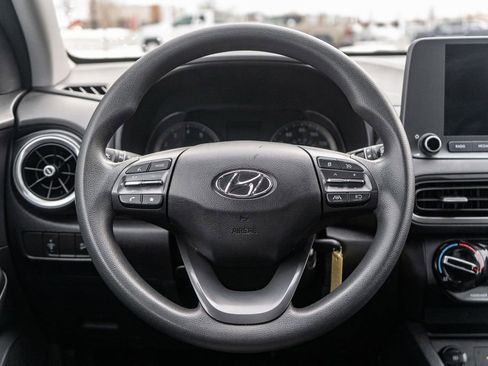 Used 2022 Hyundai Kona SE image 14