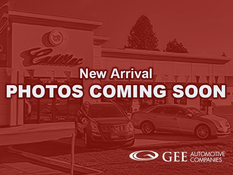 Used 2021 GMC Yukon AT4 w/ AT4 Premium Plus Package AWD/4WD image 9