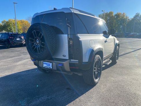 Used 2021 Land Rover Defender 90 X-Dynamic S image 7