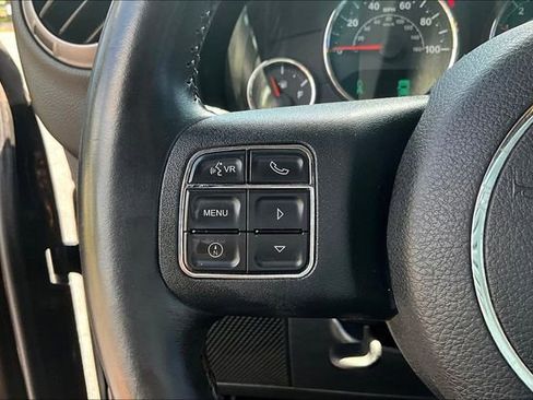 Used 2014 Jeep Wrangler Sport AWD/4WD image 10