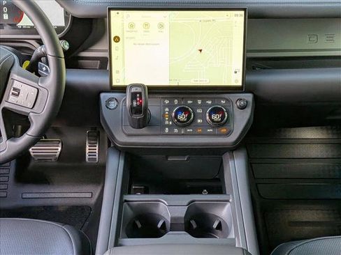 New 2026 Land Rover Defender 110 OCTA AWD/4WD image 11