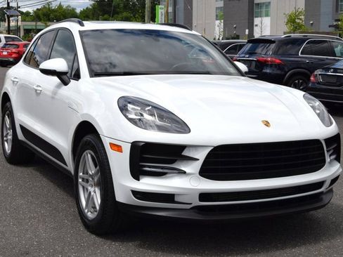 Used 2019 Porsche Macan AWD/4WD image 10