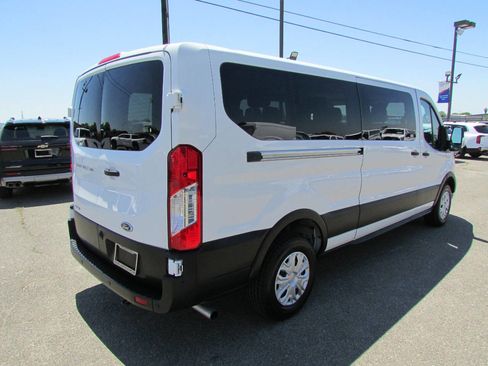 Used 2023 Ford Transit 350 XLT RWD image 7