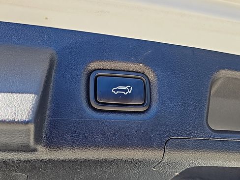 Used 2023 Hyundai Santa Fe SEL AWD/4WD image 31