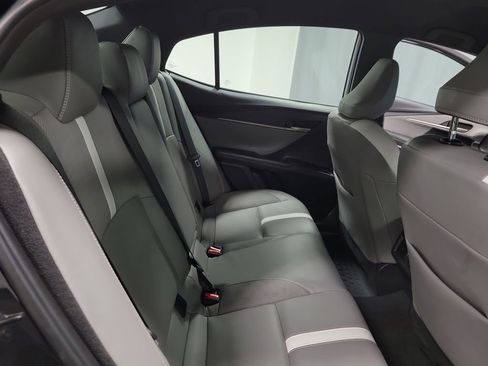 Used 2025 Toyota Camry SE w/ Convenience Package FWD image 22