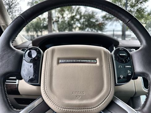 Used 2022 Land Rover Range Rover Westminster Edition image 33