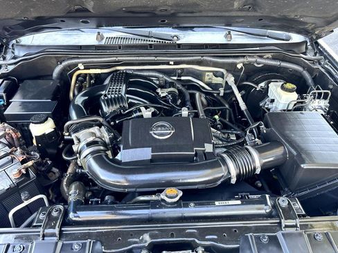 Used 2013 Nissan Xterra S image 23