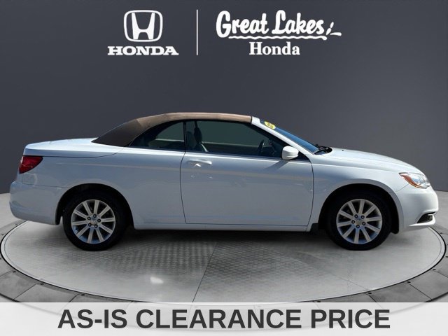 Used 2011 Chrysler 200 Touring w/ Cold Weather Group FWD image 7