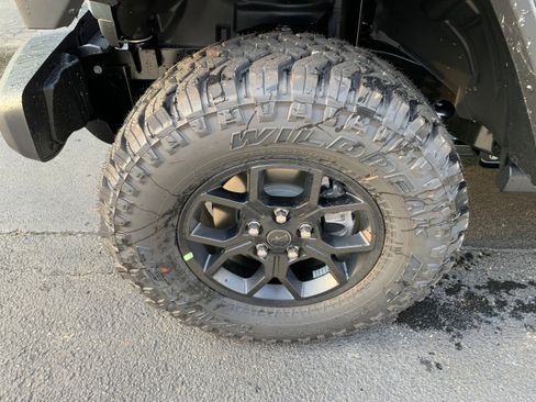 New 2025 Jeep Wrangler Unlimited Sport image 5