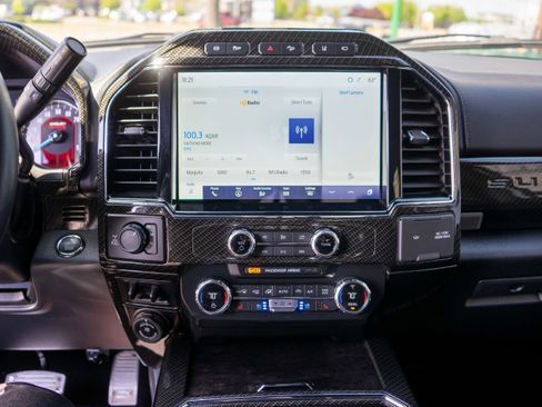 Used 2022 Ford F250 Lariat w/ Lariat Ultimate Package image 38