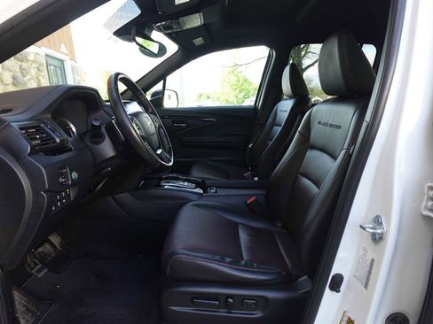 Certified 2023 Honda Ridgeline Black Edition image 12