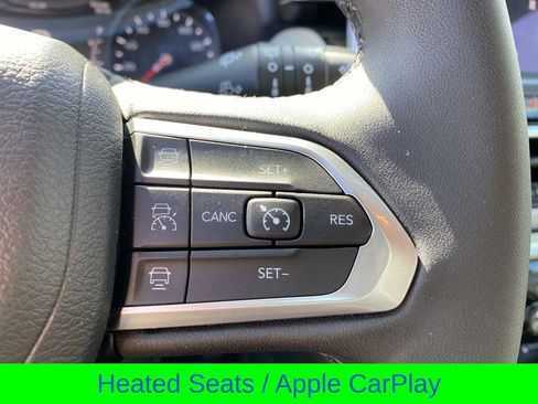 Used 2025 Jeep Compass Limited image 17