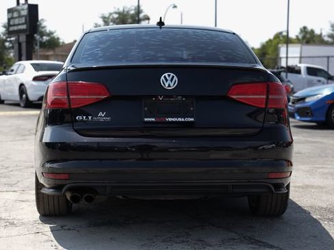 Used 2017 Volkswagen Jetta GLI FWD image 10