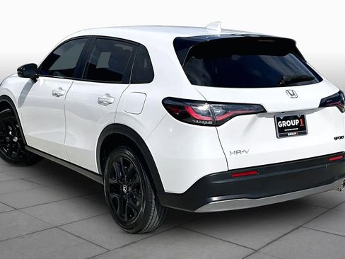 Used 2024 Honda HR-V Sport image 12