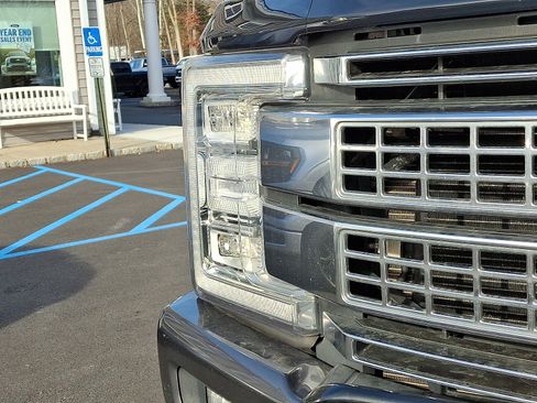 Certified 2018 Ford F250 Platinum w/ Platinum Ultimate Package image 10