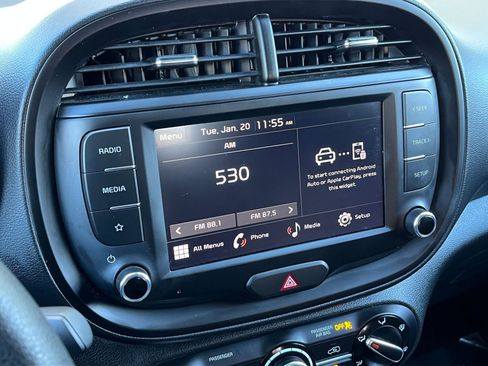 Used 2025 Kia Soul LX w/ LX Technology Package image 20