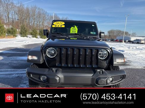 Used 2021 Jeep Wrangler Unlimited Sport image 9