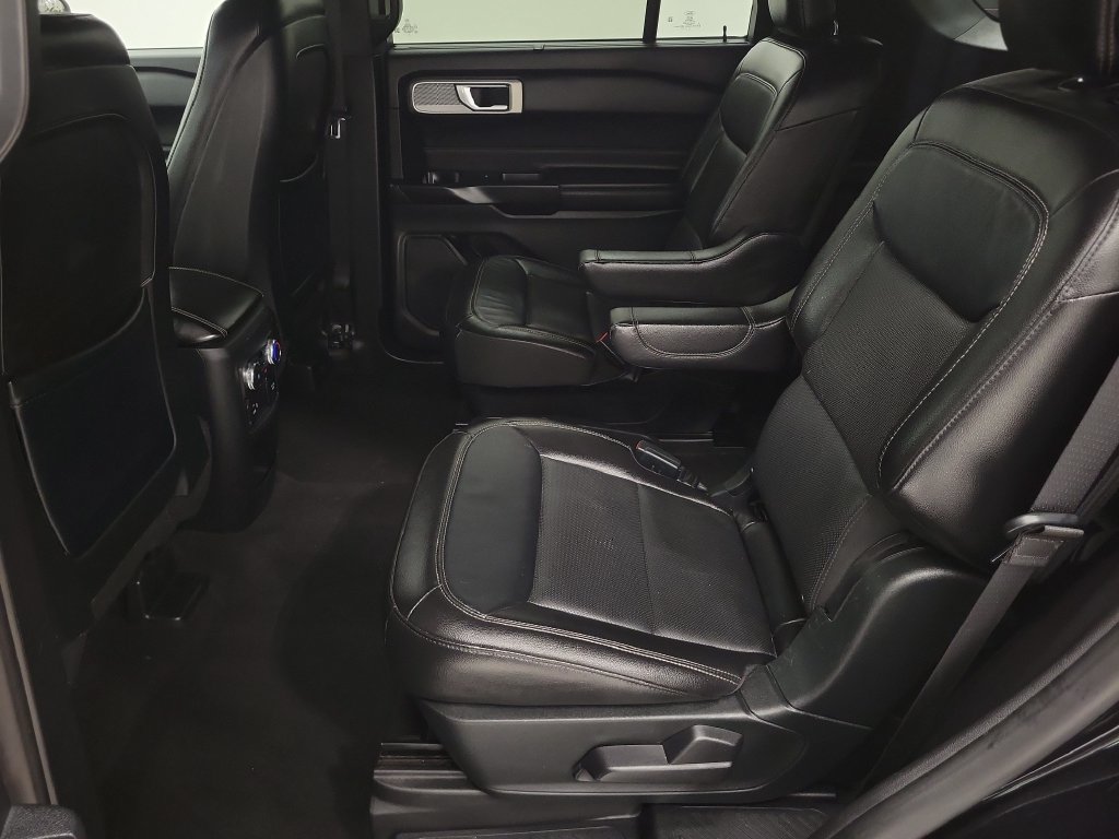 Used 2020 Ford Explorer Limited AWD/4WD image 12