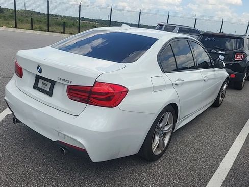 Used 2018 BMW 340i Sedan RWD image 5