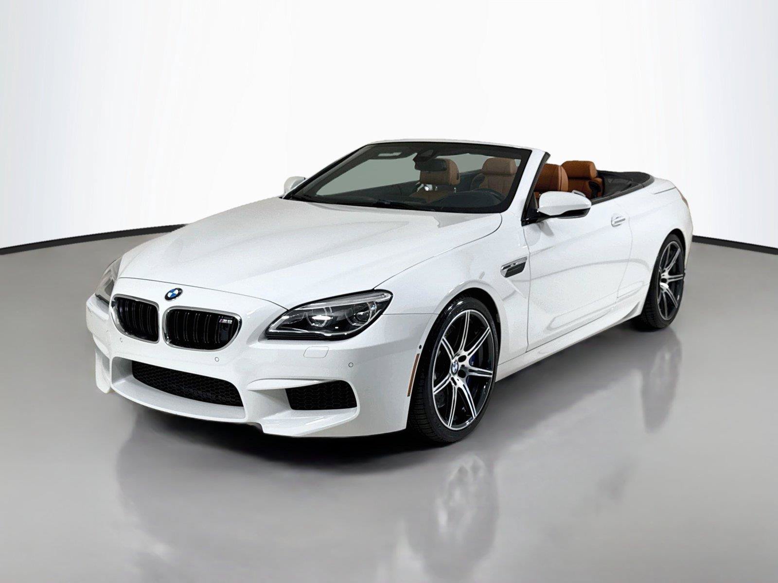 Used 2016 BMW M6 Convertible RWD image 9