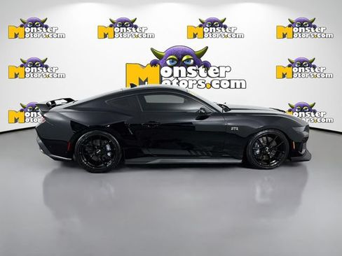 Used 2026 Ford Mustang GT Premium w/ GT Performance Package RWD image 4