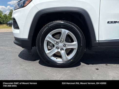 Used 2024 Jeep Compass Latitude w/ Altitude Special Edition AWD/4WD image 24