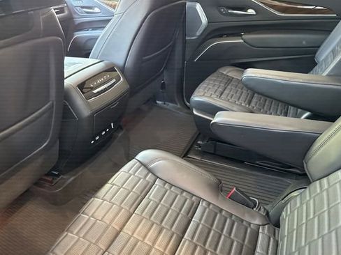 Certified 2023 Cadillac Escalade ESV Sport Platinum w/ LPO, ONYX Package AWD/4WD image 12