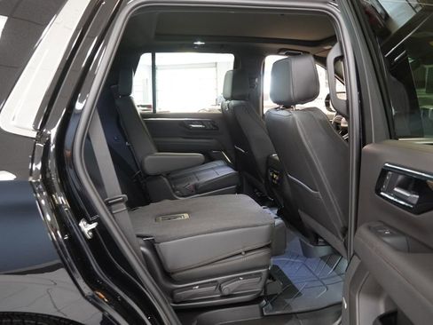 Used 2026 Chevrolet Tahoe High Country AWD/4WD image 24