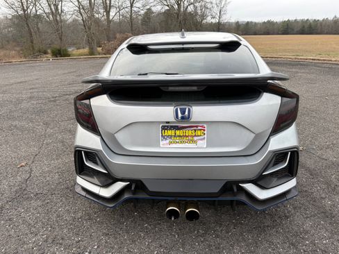 Used 2018 Honda Civic EX image 4