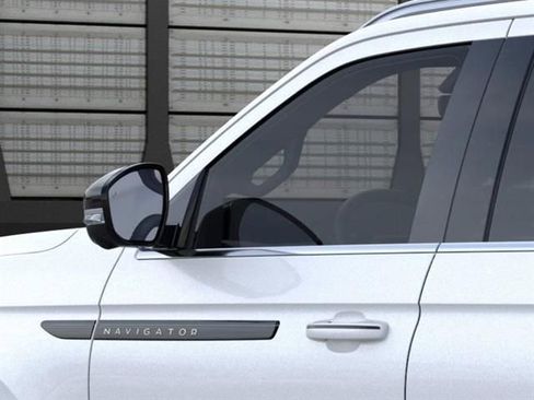 New 2026 Lincoln Navigator Black Label AWD/4WD image 20