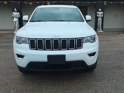 Used 2021 Jeep Grand Cherokee Laredo