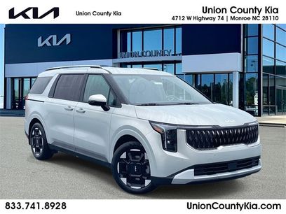 New 2026 Kia Carnival EX