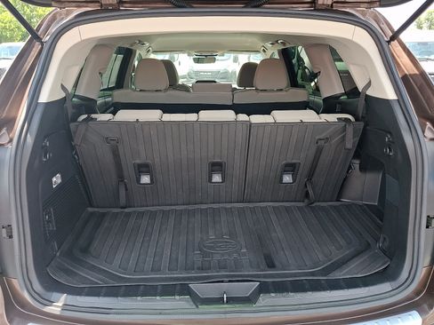 Used 2019 Subaru Ascent Premium w/ Popular Package #1 AWD/4WD image 28